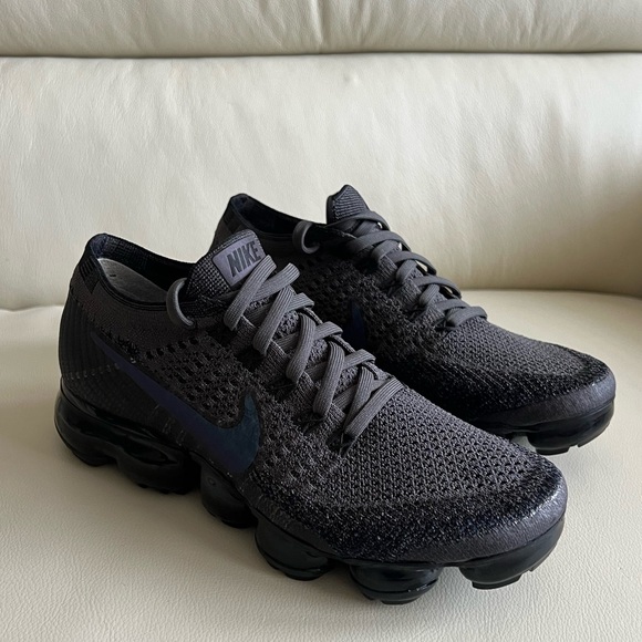 Nike Air Flyknit Vapormax Size 7 - Picture 1 of 7